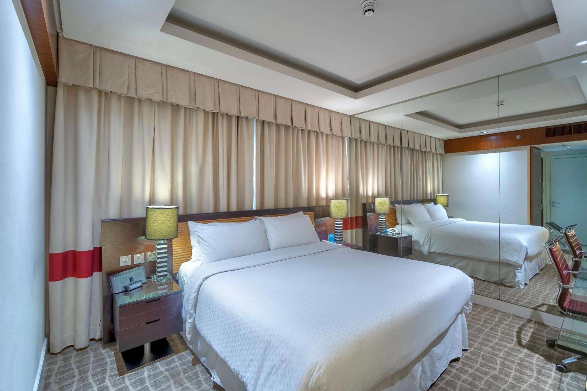 Majestic Premier Burdubai Hotel 4*