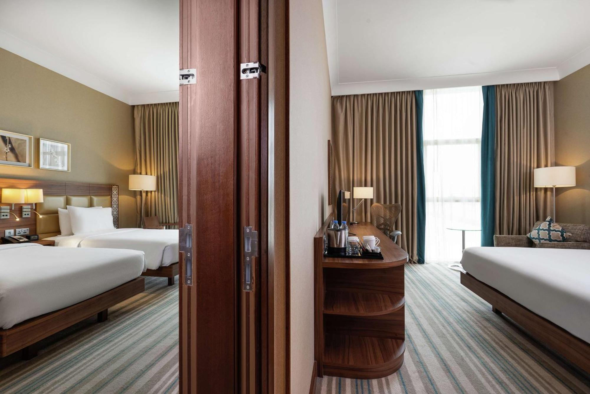 Hilton Garden Deira 4* Dubái