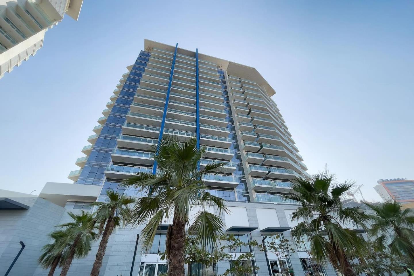 Wonderful In Artesia Tower D Apartment