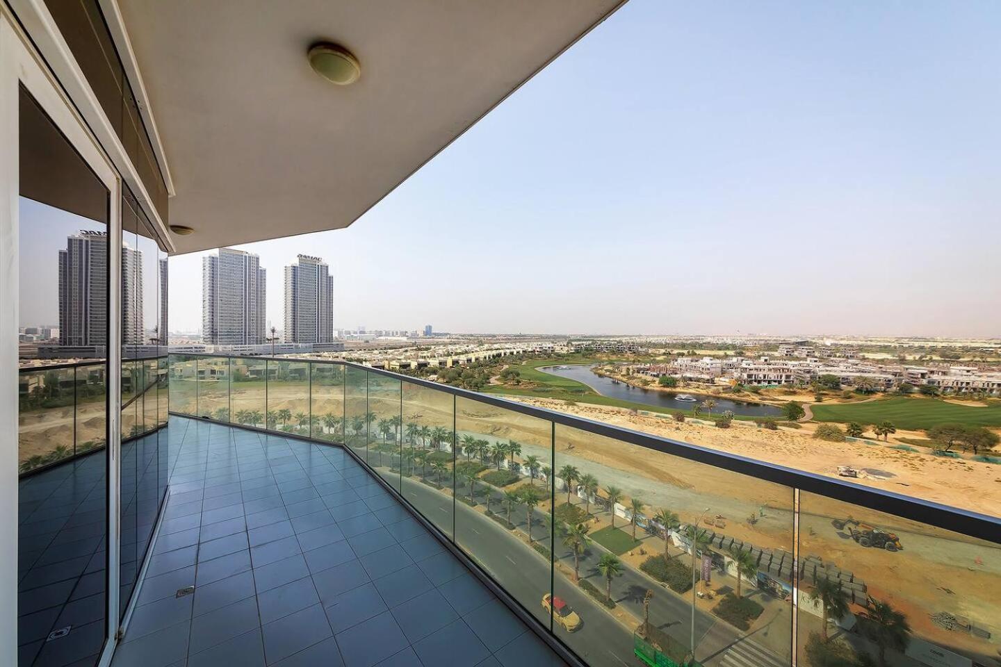 Wonderful In Artesia Tower D Apartment