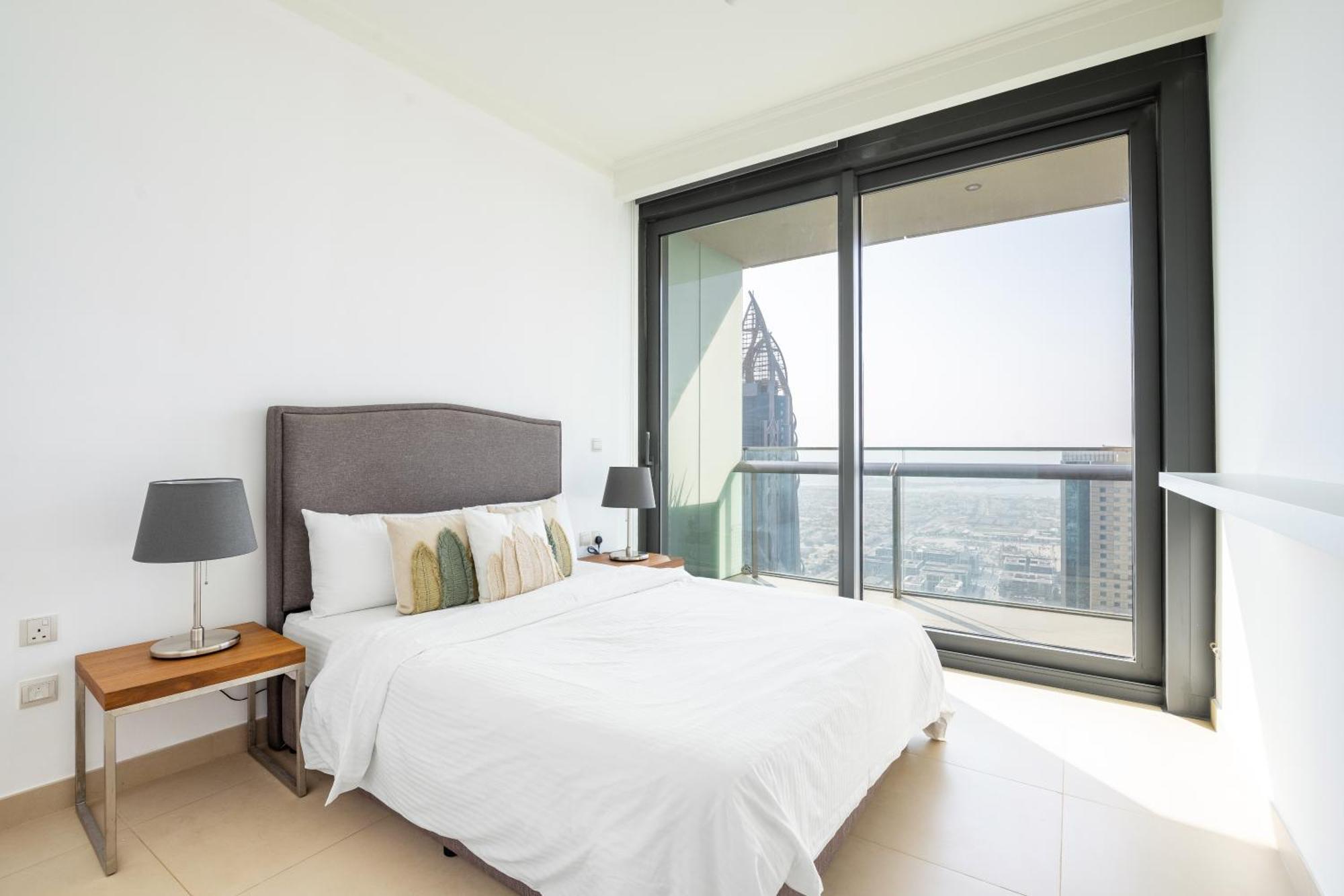 Apartment Burj Vista, Downtown Collection *
