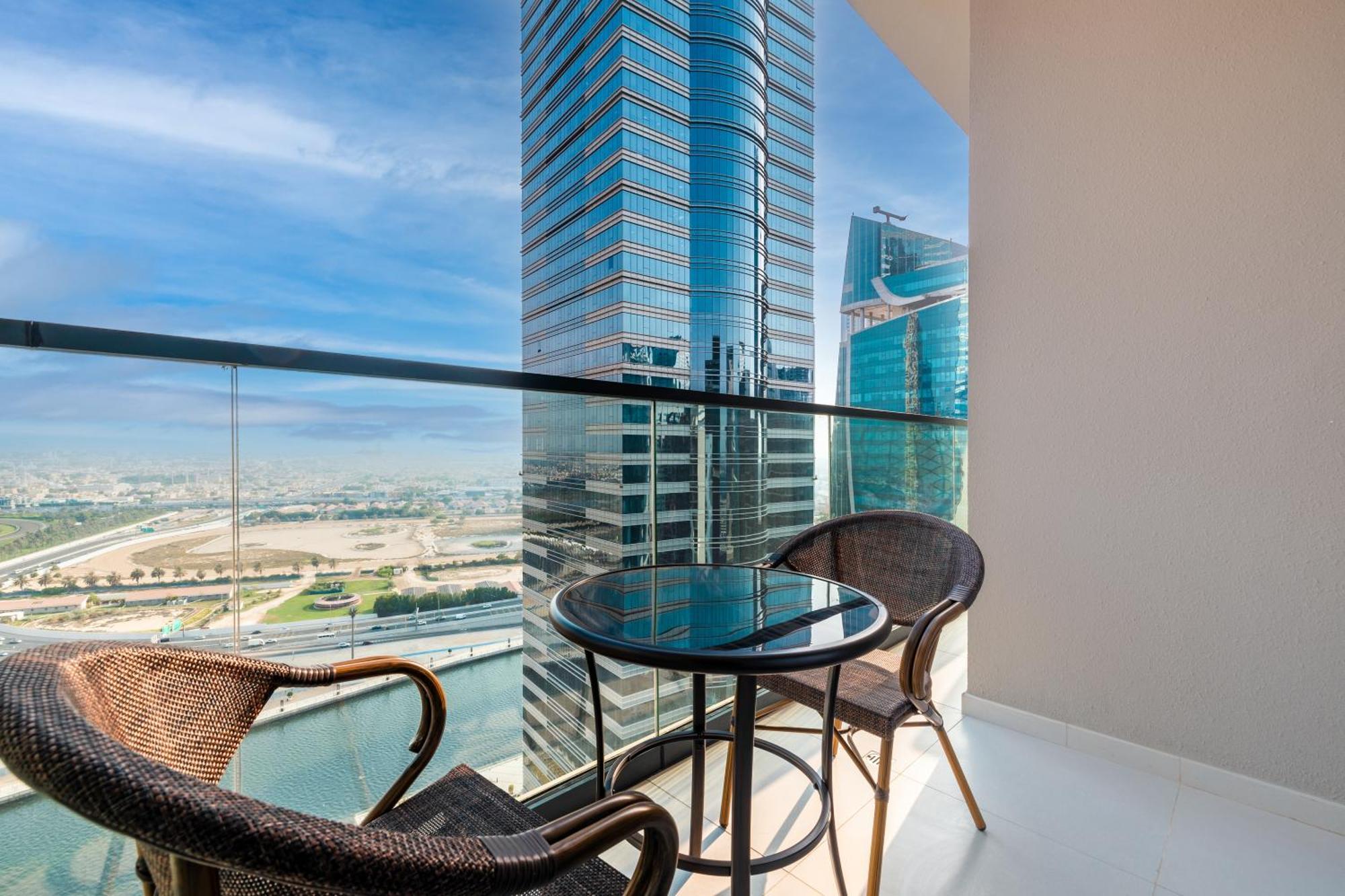 Aliving Luxury 1br Zada Towers Business Bay 2613 Dubaï