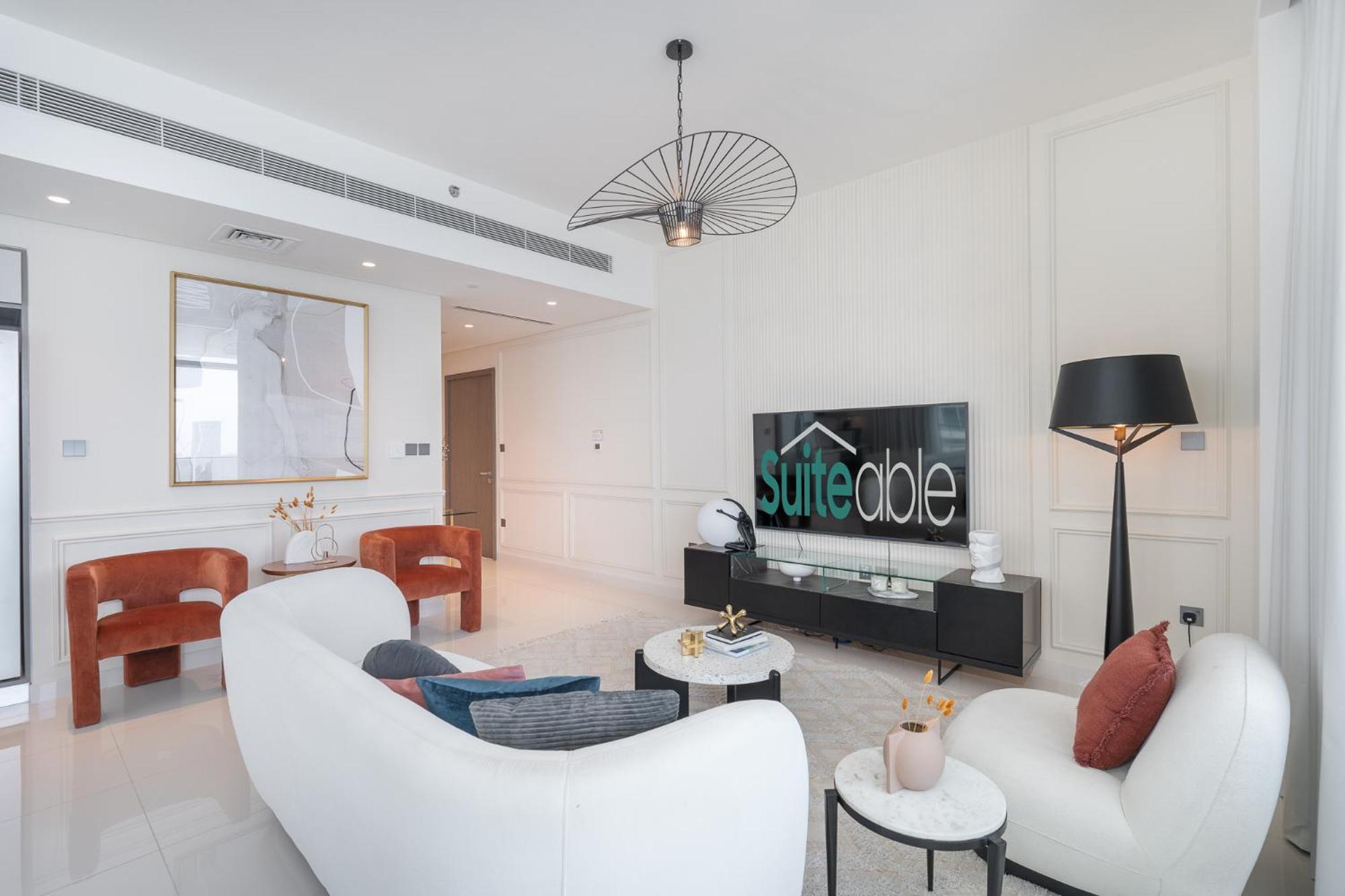 Elegant Seaside Living 3-bedroom Emaar Beachfront By Suiteable Appartement *