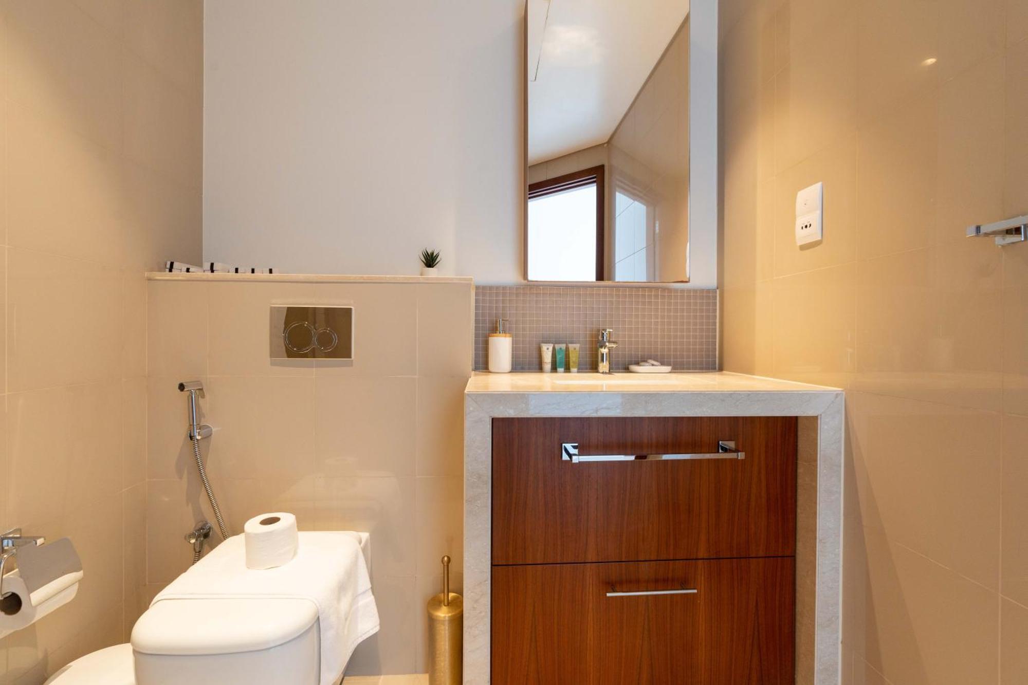 Apartamento Lux Apt-burj View Opp. Dxb Mall Dubái
