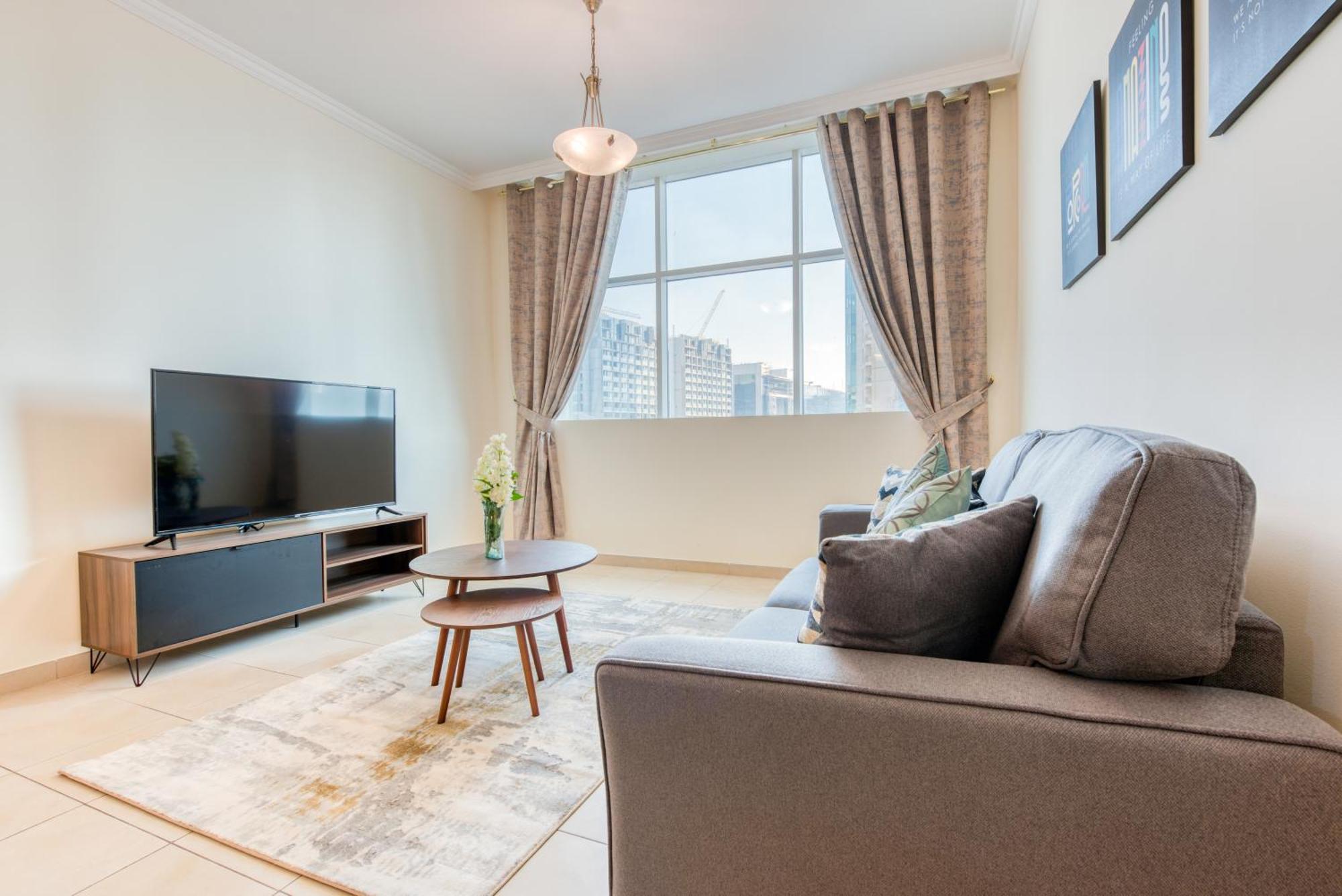 Apartment Rh- Urban Living, Spacious 01br, Near Burj Khalifa Dubai