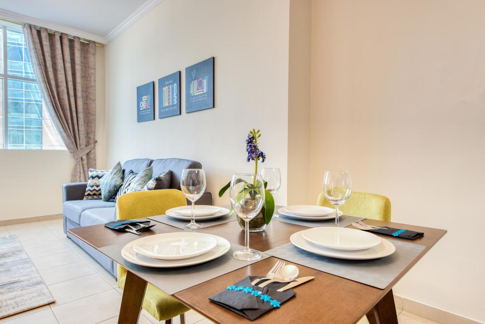 Apartment Rh- Urban Living, Spacious 01br, Near Burj Khalifa Dubai