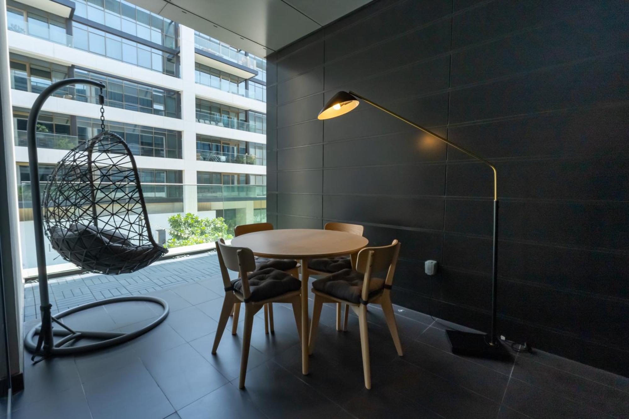 Fam Living - Walk - Urban Staycations Apartamento Dubai