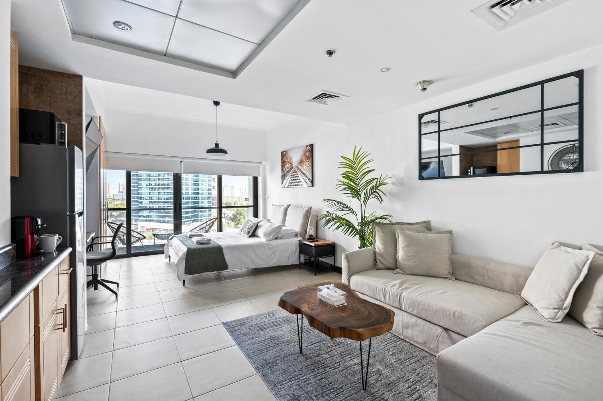 Appartement Upscale Full View In Goldcrest View Tower