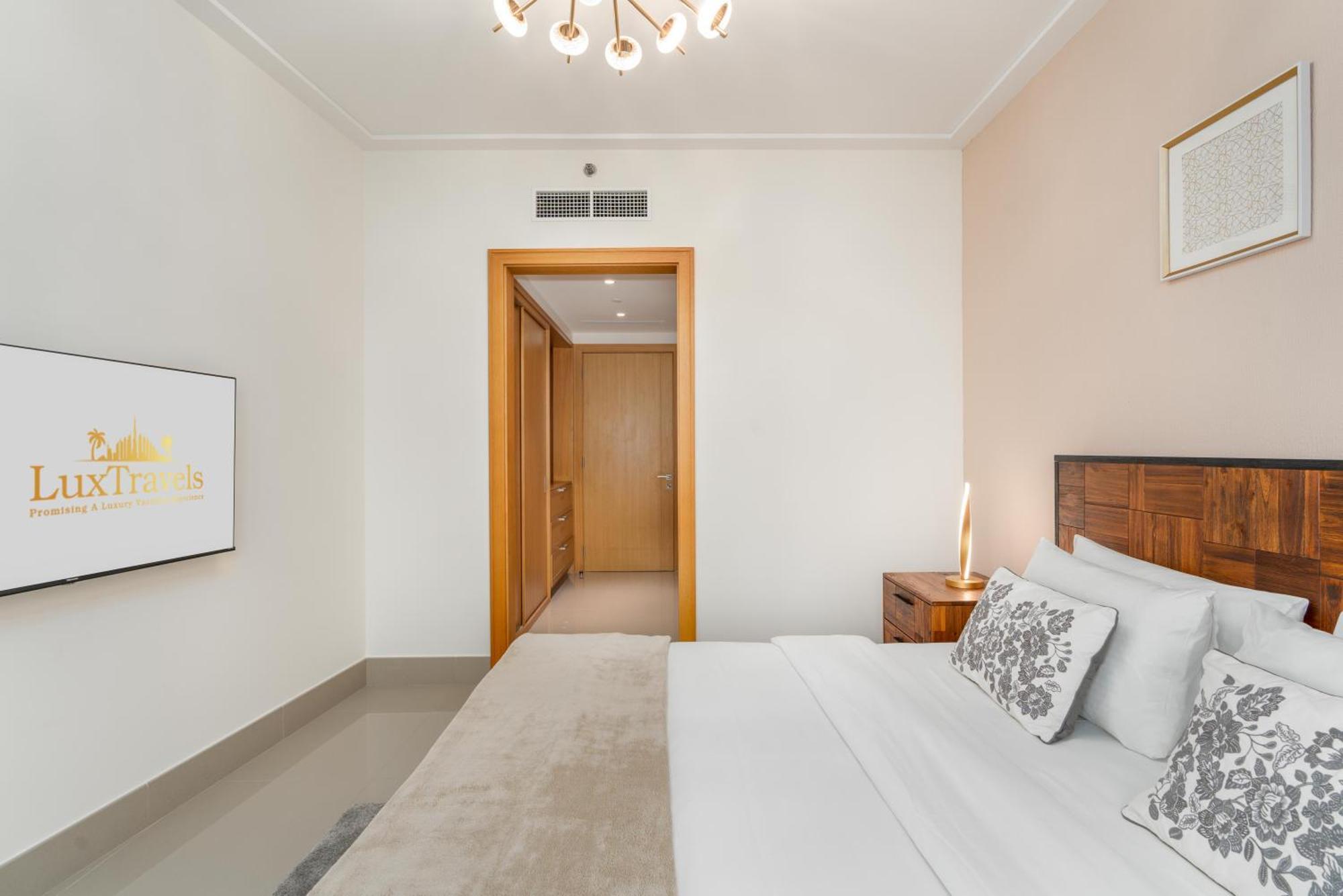 Apartamento Lux Opera Grand Burj Sea & Fountain View Dubái