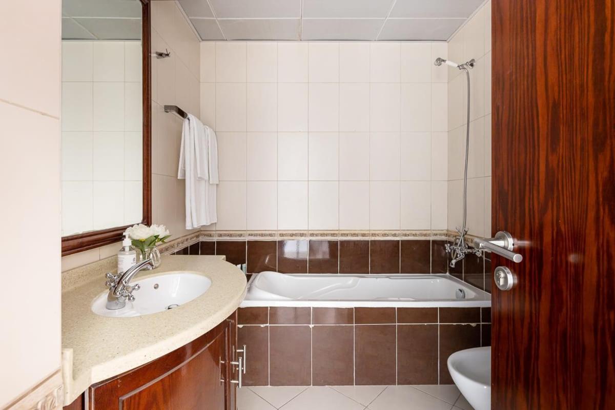 Appartement Frank Porter - Opal Tower Dubaï