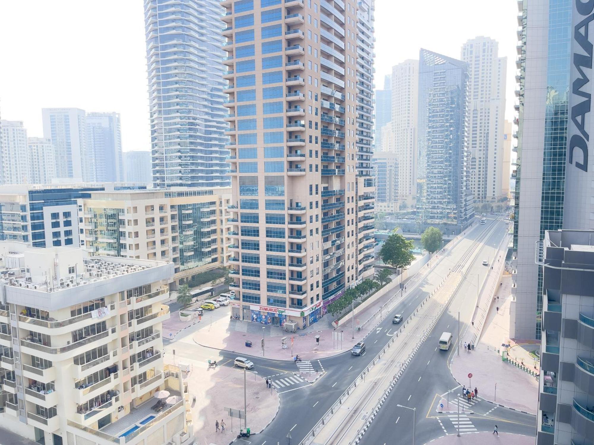 Luxury With Marina View Close To Jbr And Metro With Shared Kitchen Gazde/Camere de închiriat *