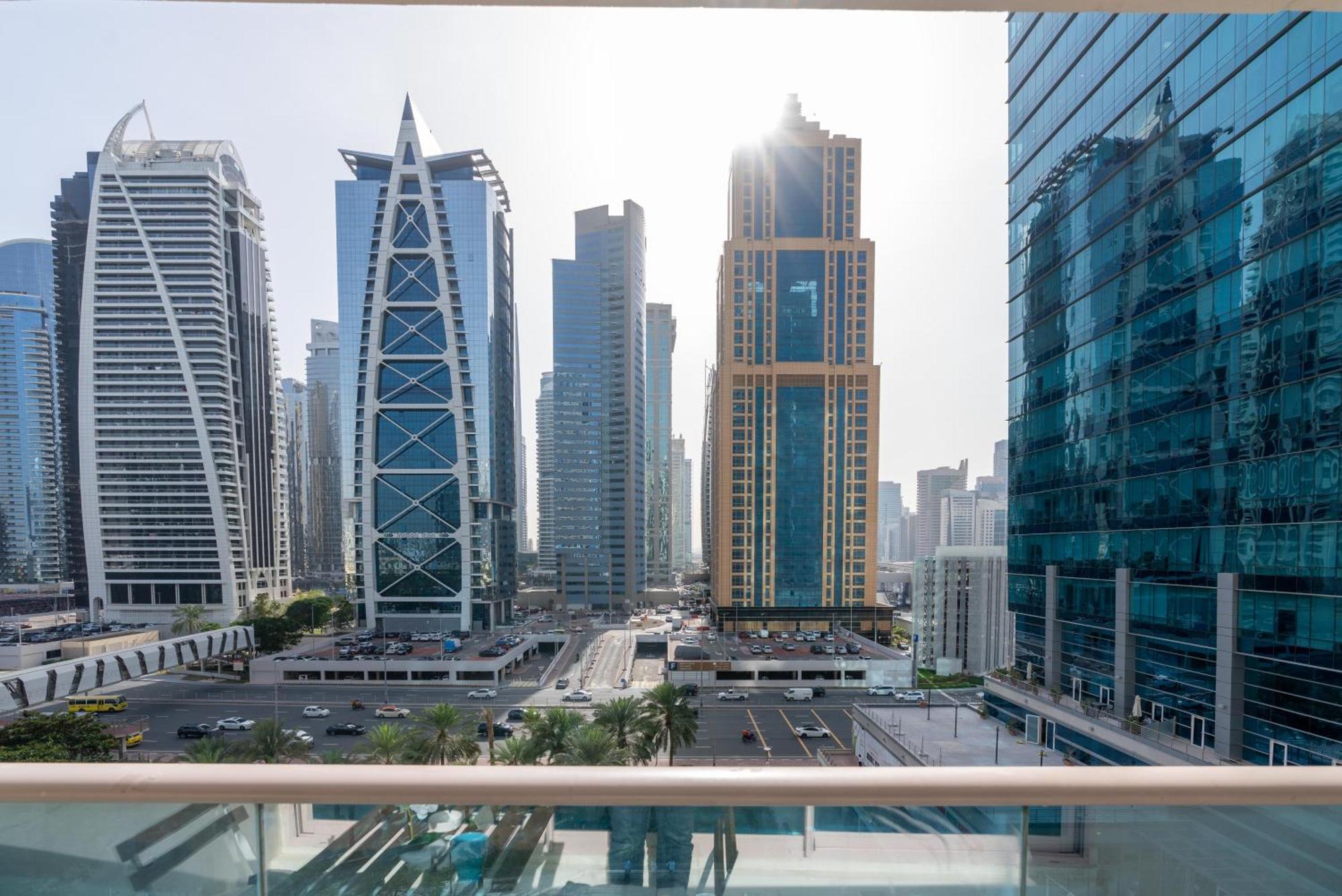 White Sage - Gorgeous In Jlt Near The Metro Station *