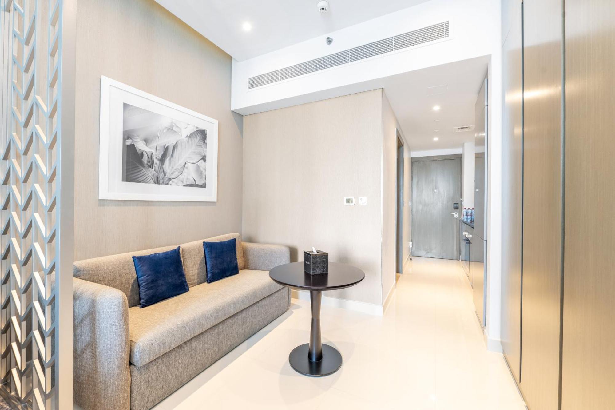 Downtown Ultra Luxury - - 5 Star Facilities- 15 Min Walk To Fountain *