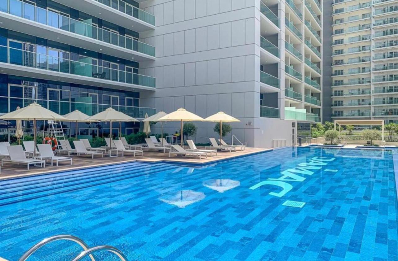 New Luxury Modern Canal View. Apartamento *