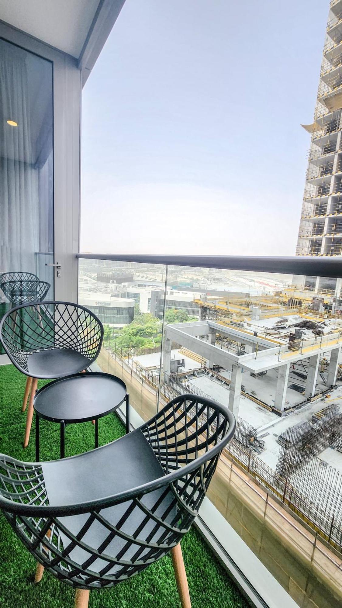 By Latinem Luxury 2br Cvr A507 Near Burj Khalifa