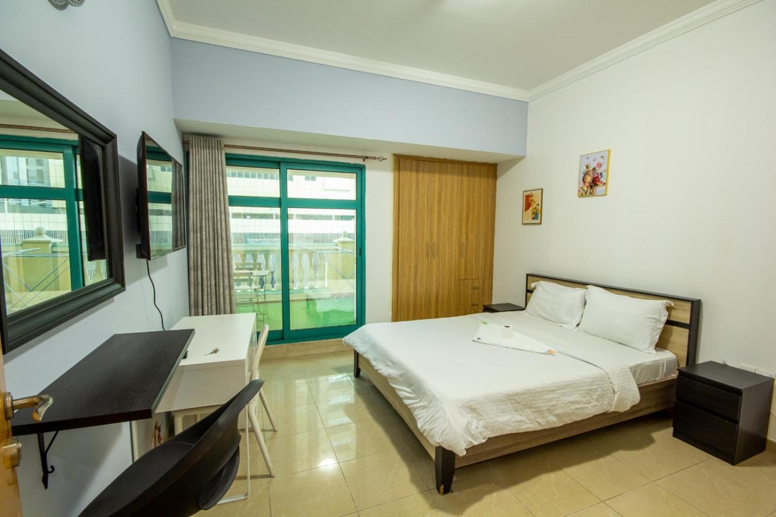 Privatunterkunft Classy For Ladies In Dubai, Marina فتيات فقط Dubai
