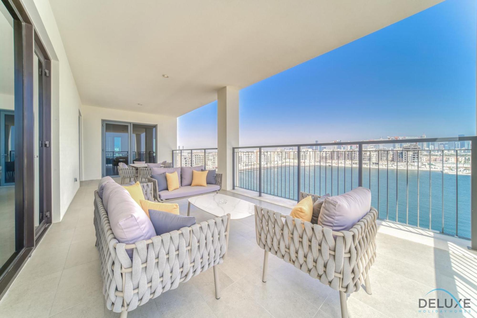 Peaceful 4br Penthouse With Assistant At Le Pont Jumeirah By Deluxe Homes