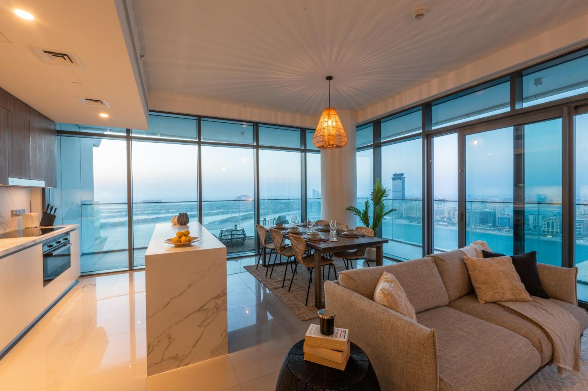 Elegant 3br With Private Beach Access Apartemen Dubai