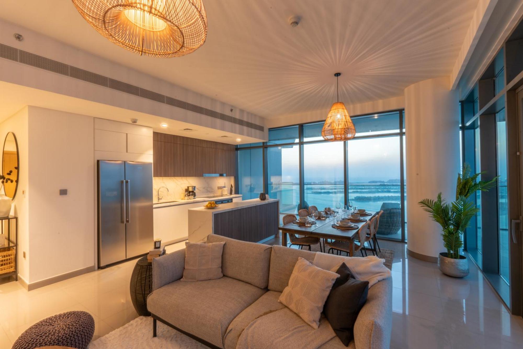 Apartemen Elegant 3br With Private Beach Access Dubai