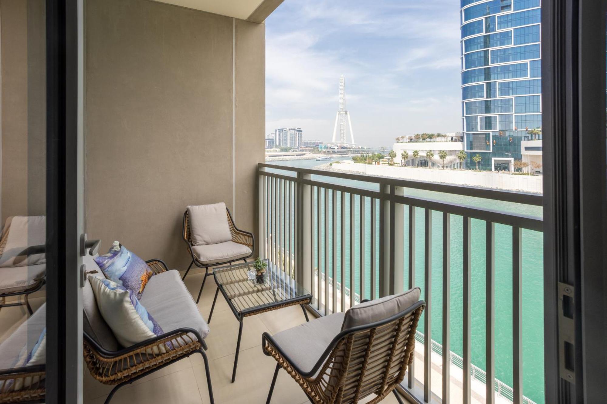 Waves Holiday - Waterfront With Breathtaking Sea Views Apartment