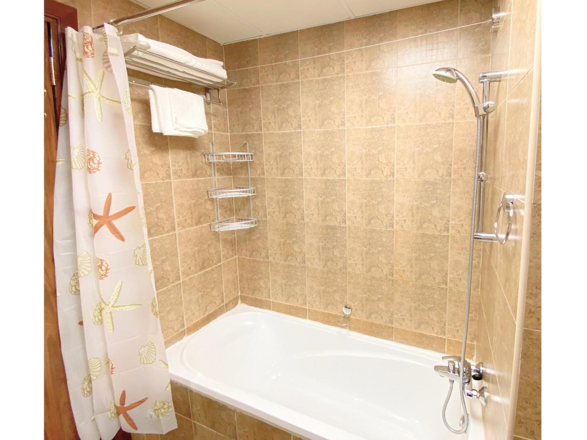 Luxury Studio - Near Mall
