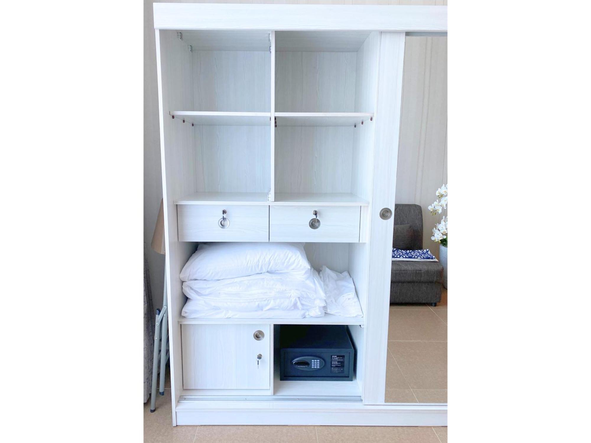 Luxury Studio - Near Mall *