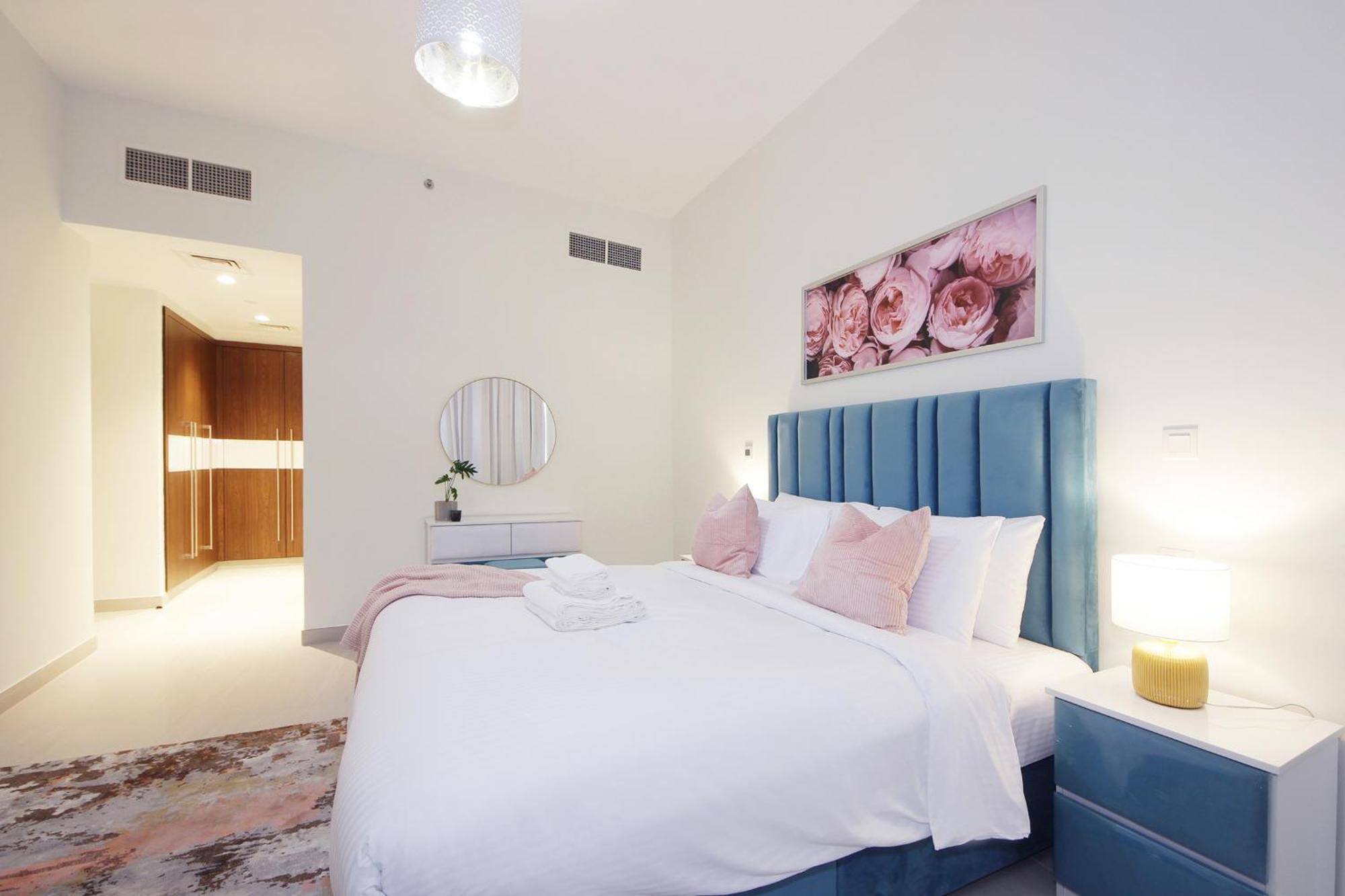 Luxury Staycation - Park Gate Residences Tower B Apartment