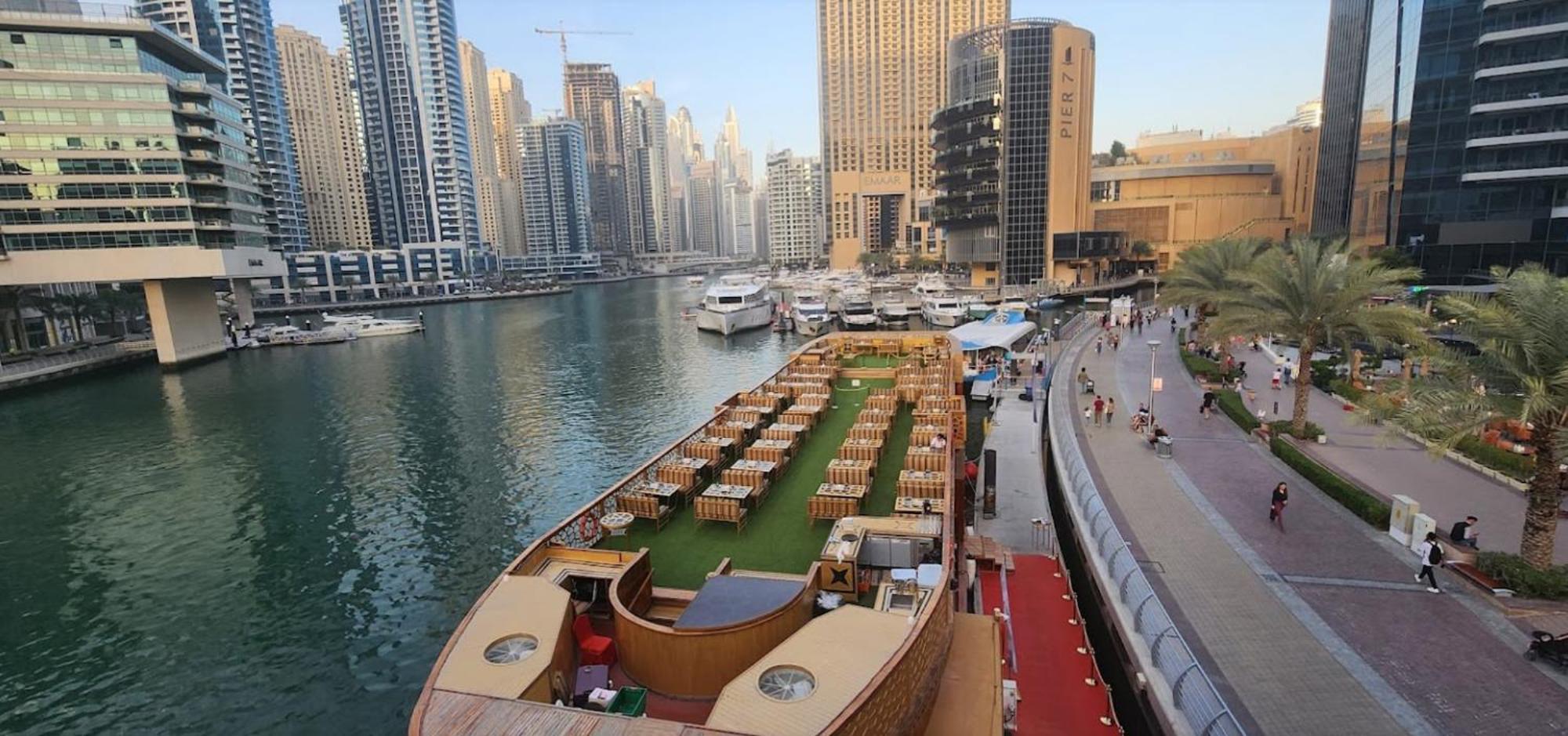 Luxury Penthouse At Marina 180 Marina Views Appartement Dubaï