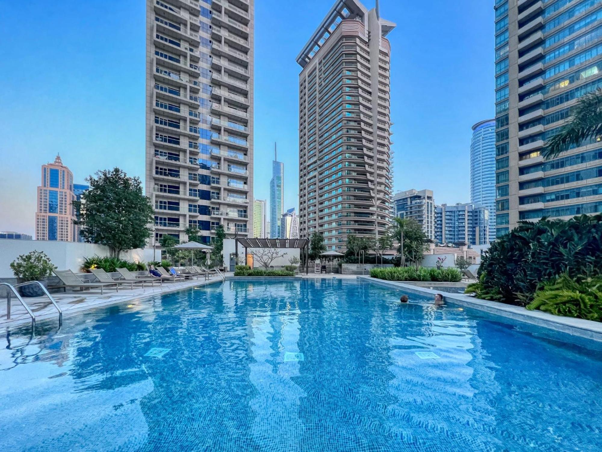 Luxury Penthouse At Marina 180 Marina Views Appartement Dubaï