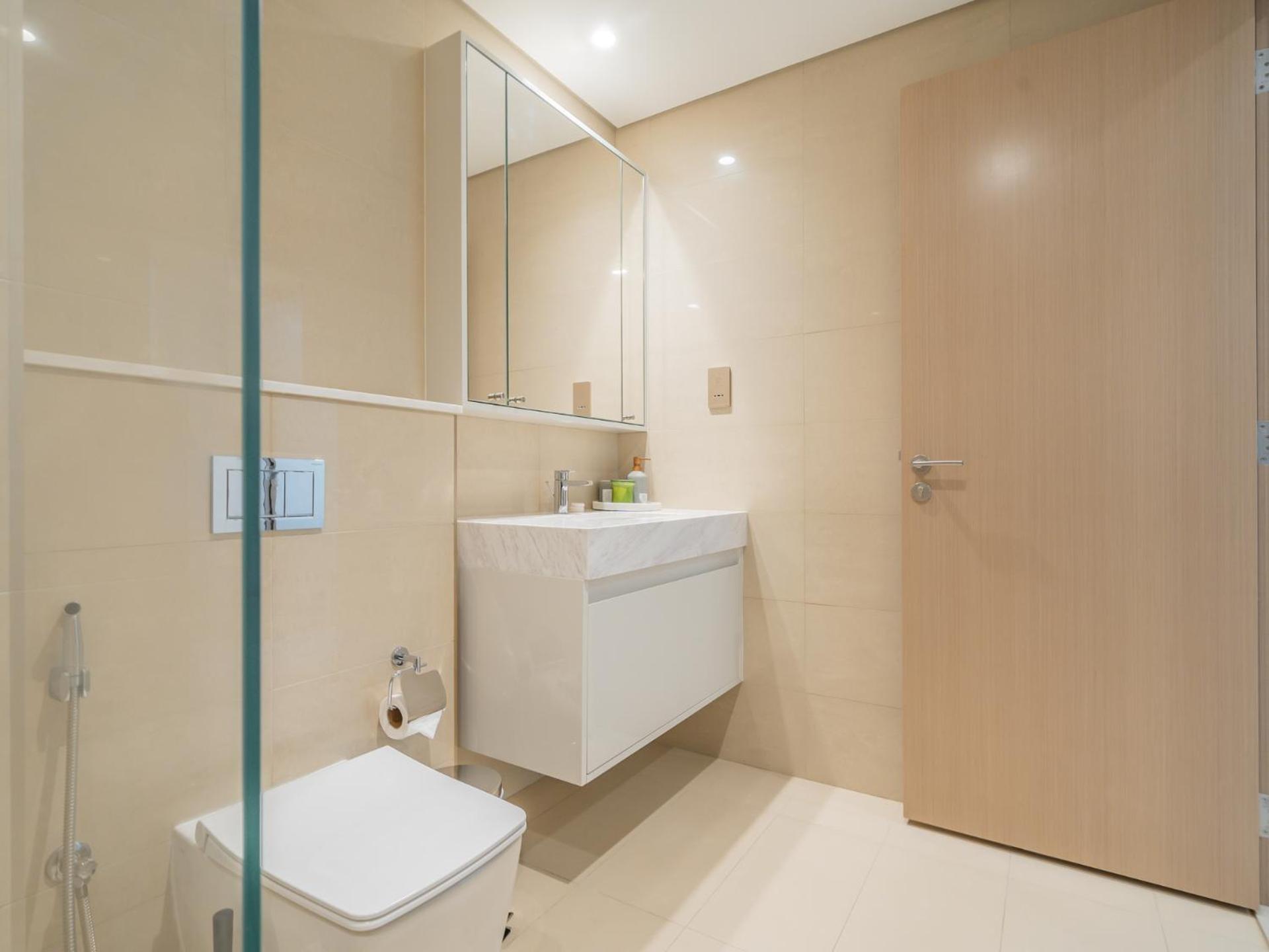 Downtown Decadence : A 1br Urban Sanctuary Dubái