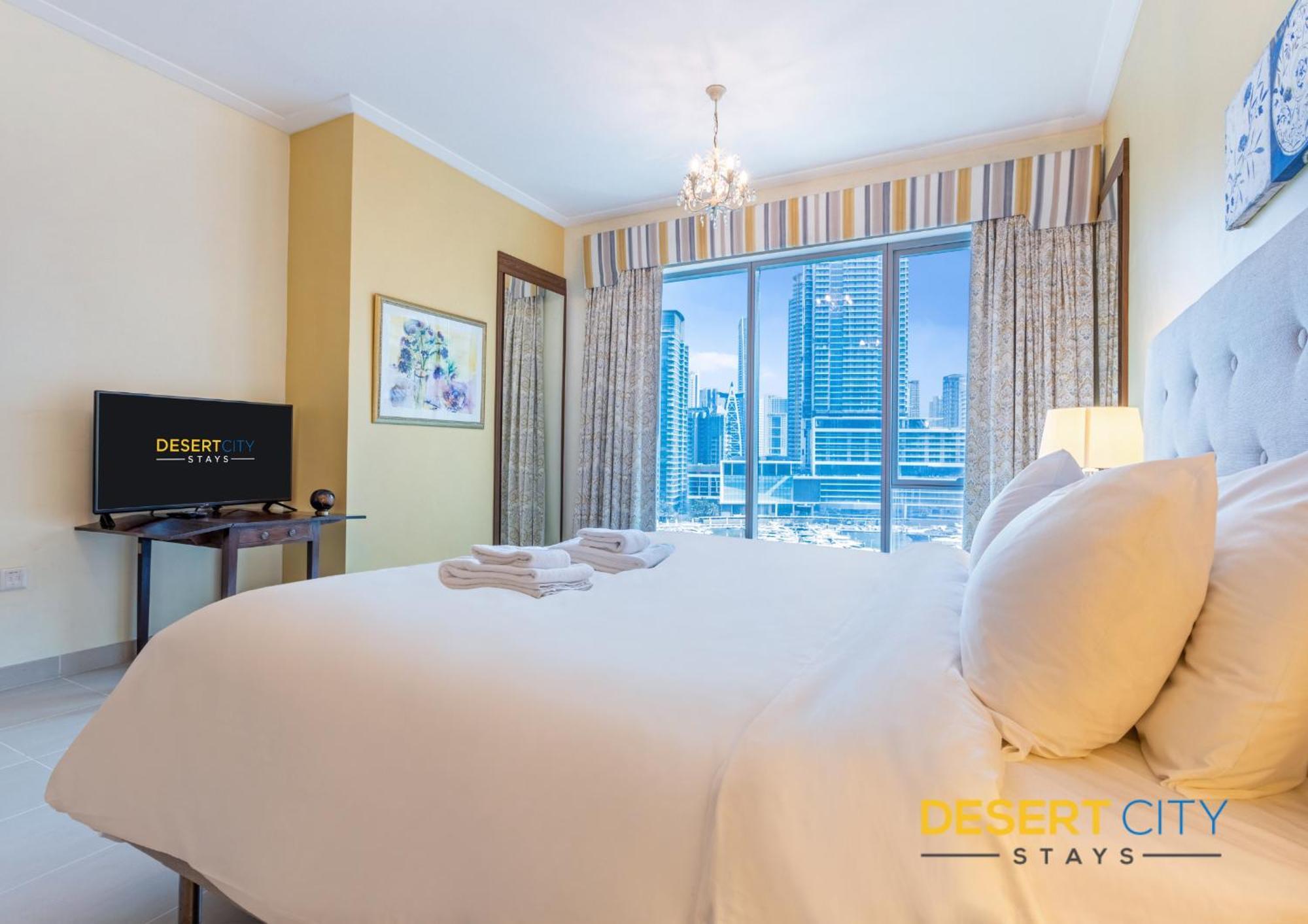 2 Bed In Attessa Tower, Marina By Desert * Dubaï