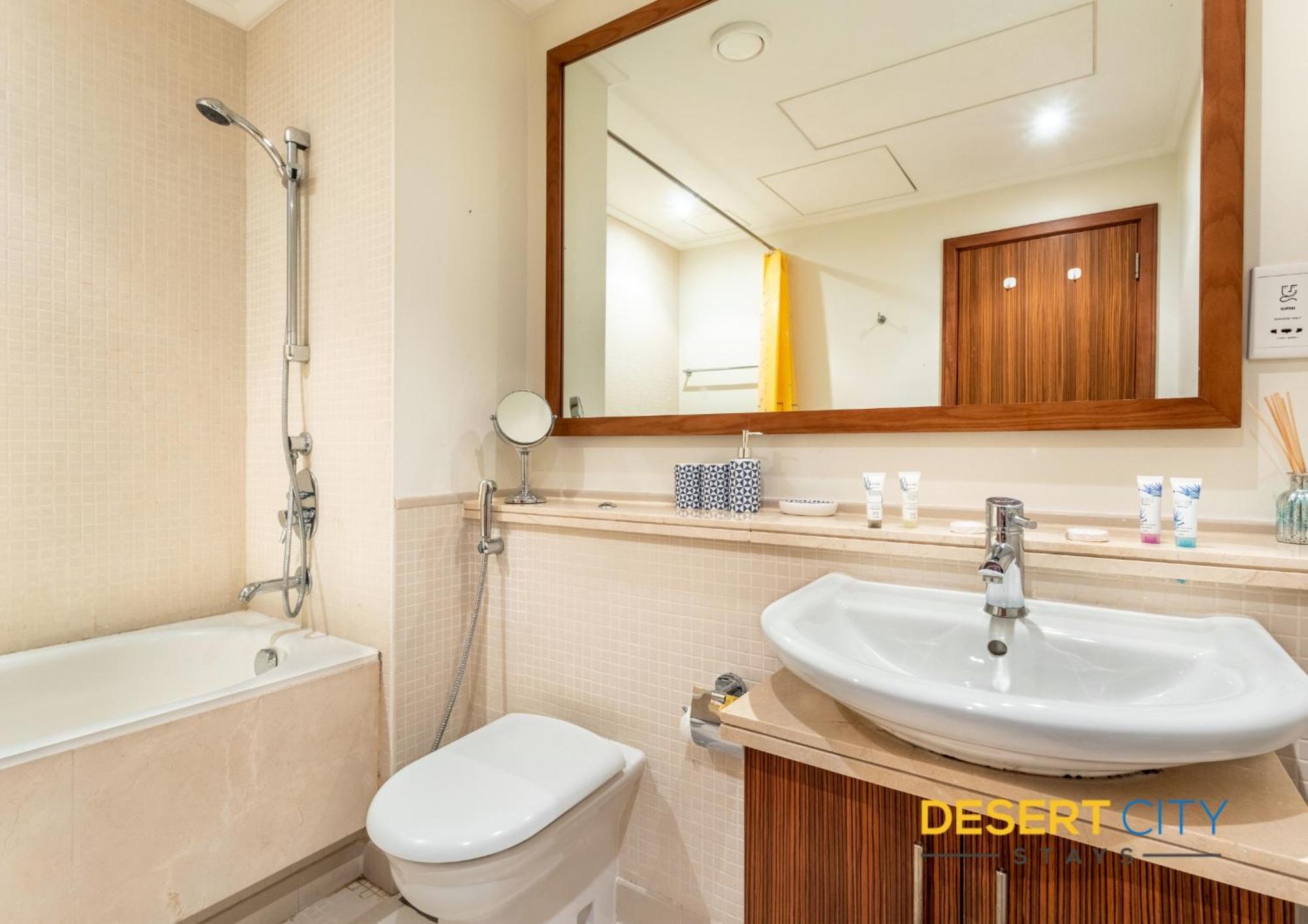 Appartement 2 Bed In Attessa Tower, Marina By Desert