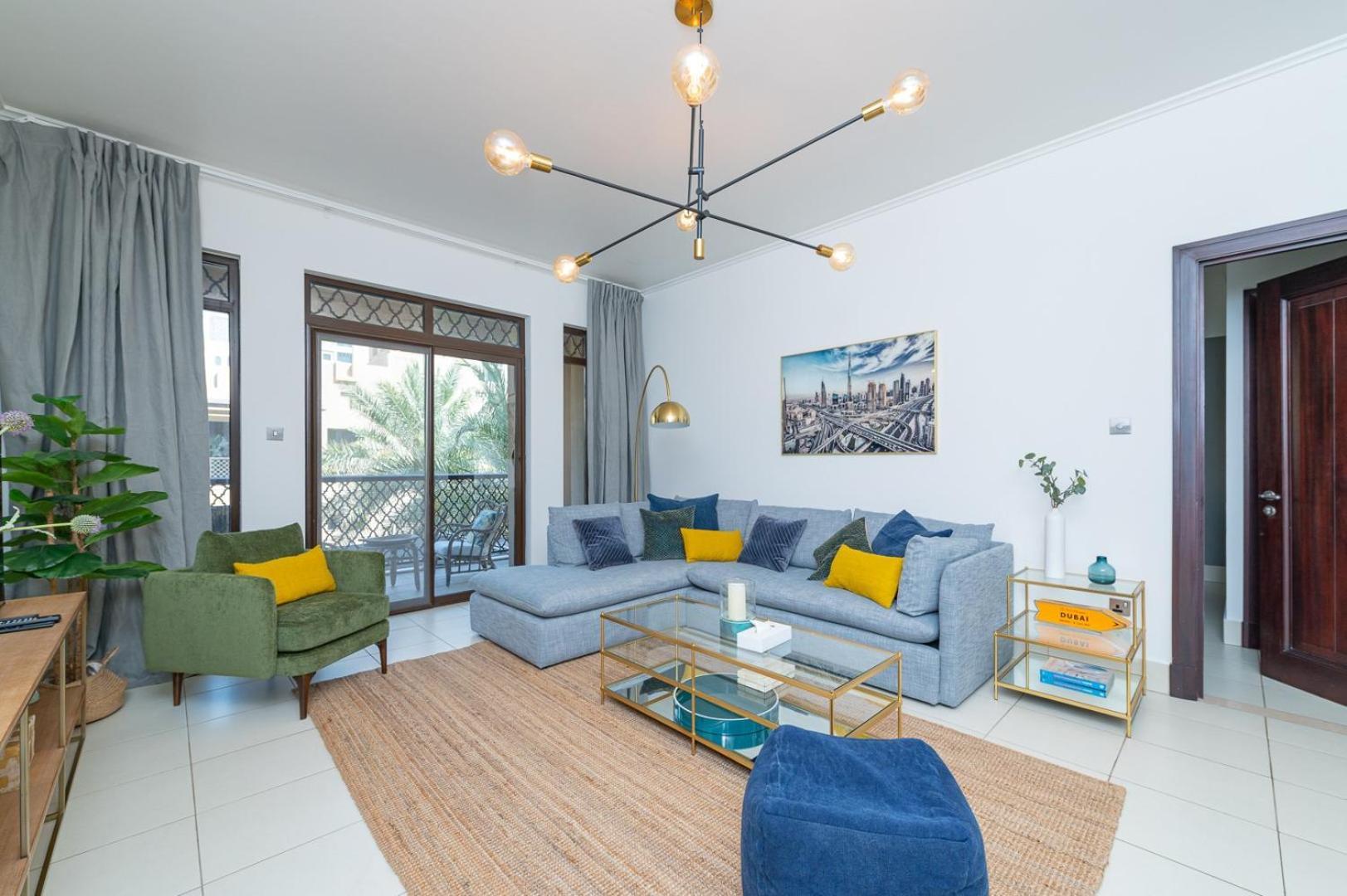 Luxury 2bedroom In Old Town With Burj View Apartemen