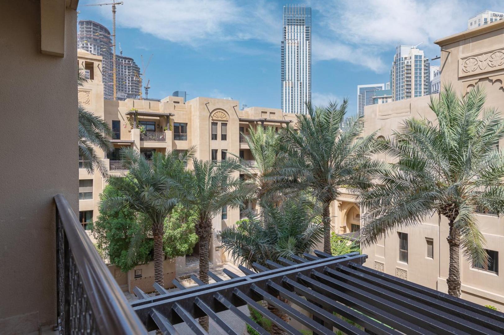 Luxury 2bedroom In Old Town With Burj View Apartemen *