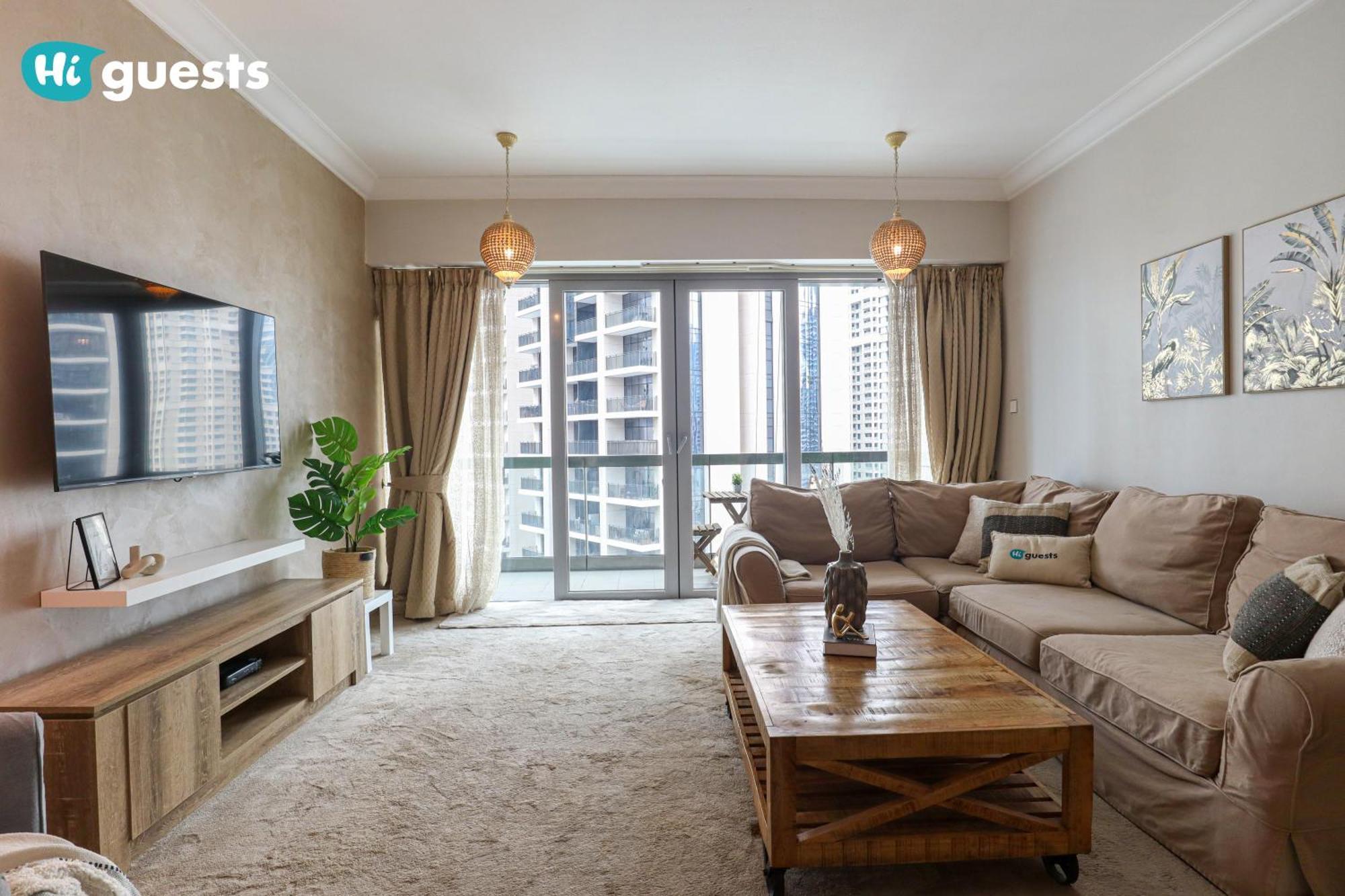 Apartamento Higuests - Royal 2br With Balcony Near Burj Khalifa Dubái