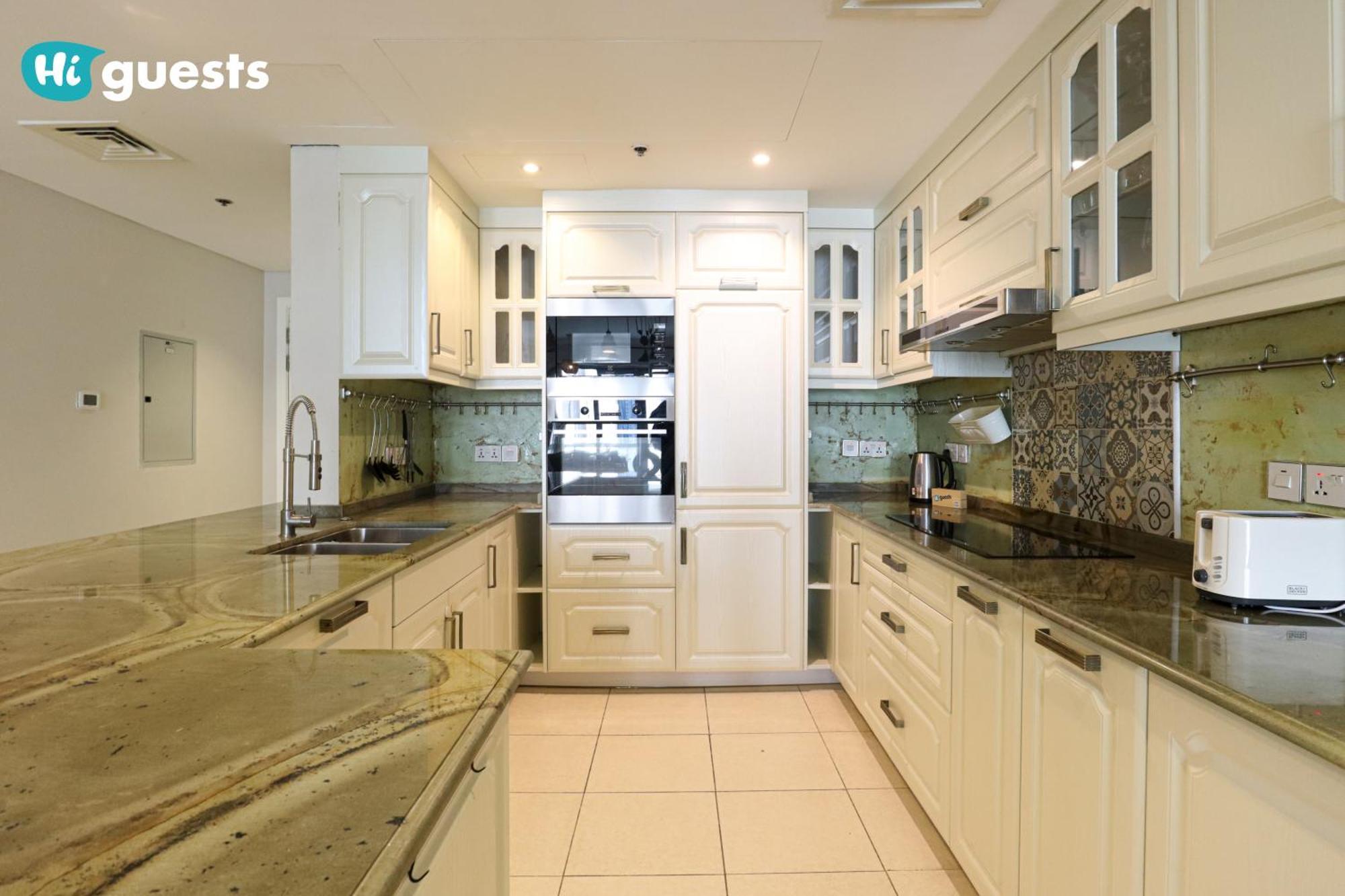 Apartamento Higuests - Royal 2br With Balcony Near Burj Khalifa
