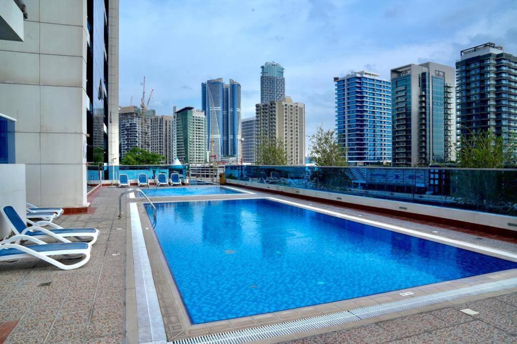 Two Bedroom With Canal View In Majestic Tower By Bhavan Apartamento *
