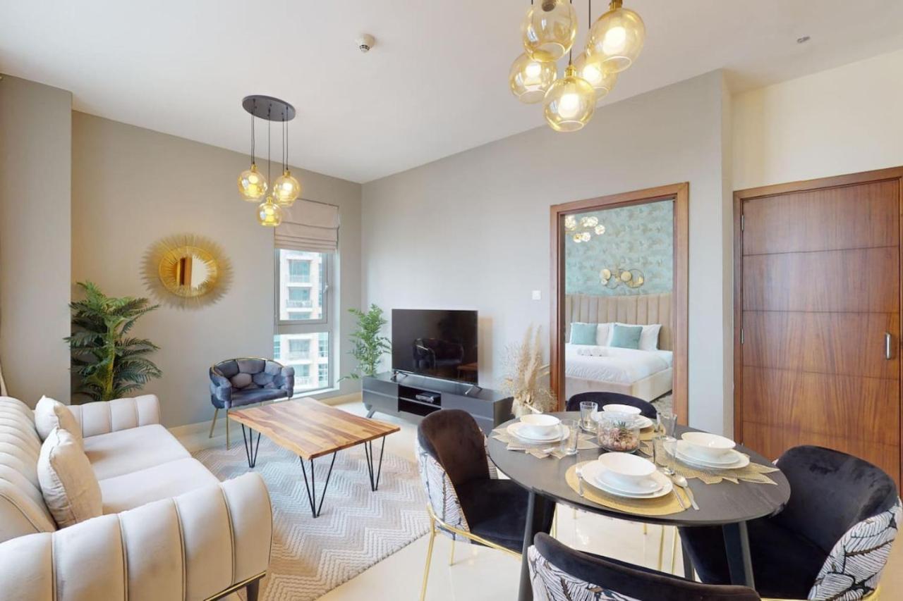 Standpoint Tower A - Perfect One Bedroom *