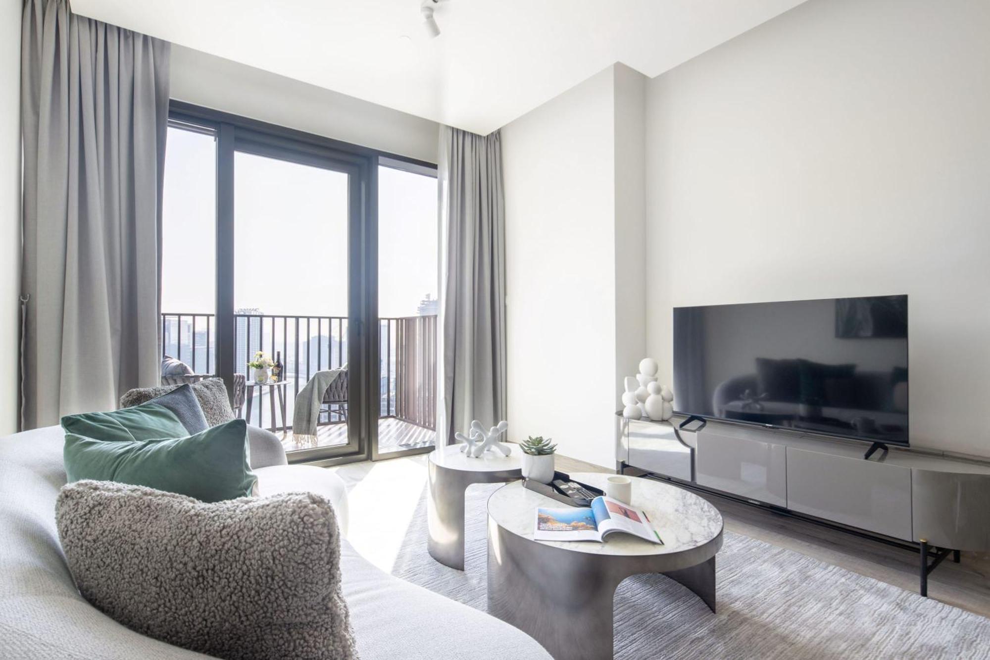Frank Porter - Ahad Residences *