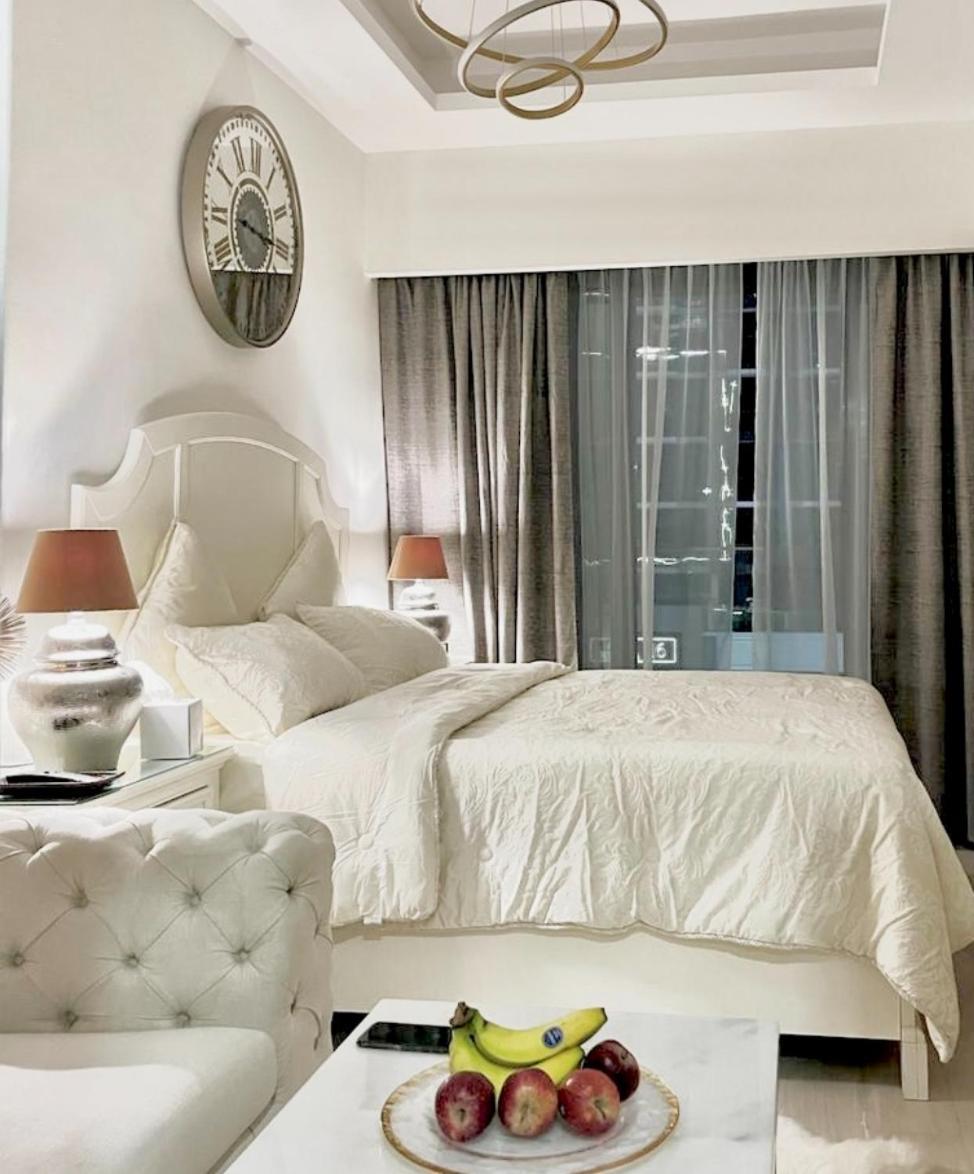 Galaxy In Azizi Riviera Luxury * Dubaï