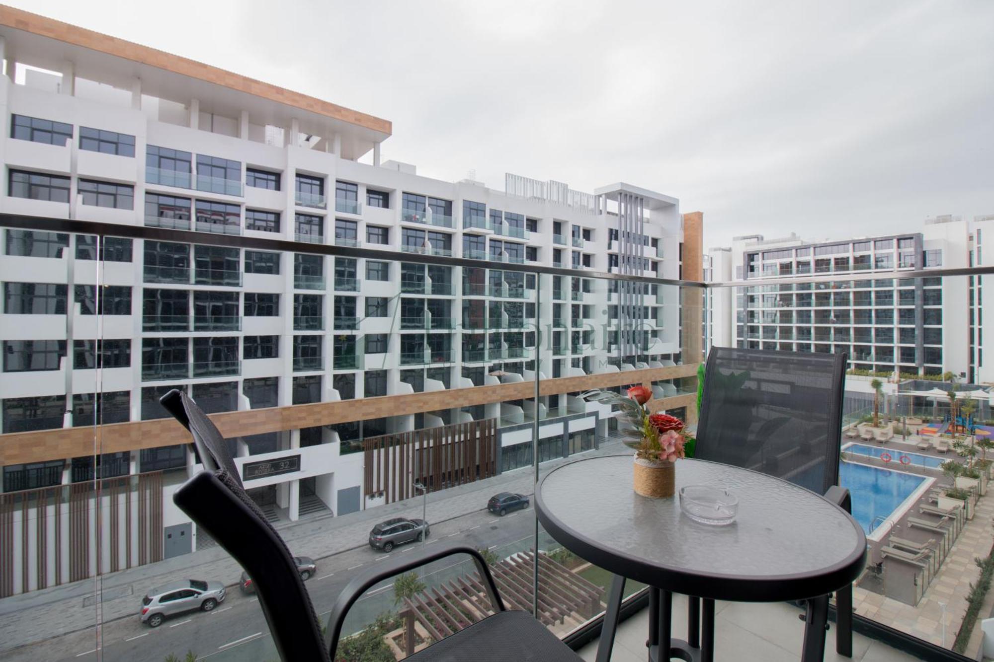 Apartment Trillionaire - Azizi Riviera: 10 Mins To Downtown
