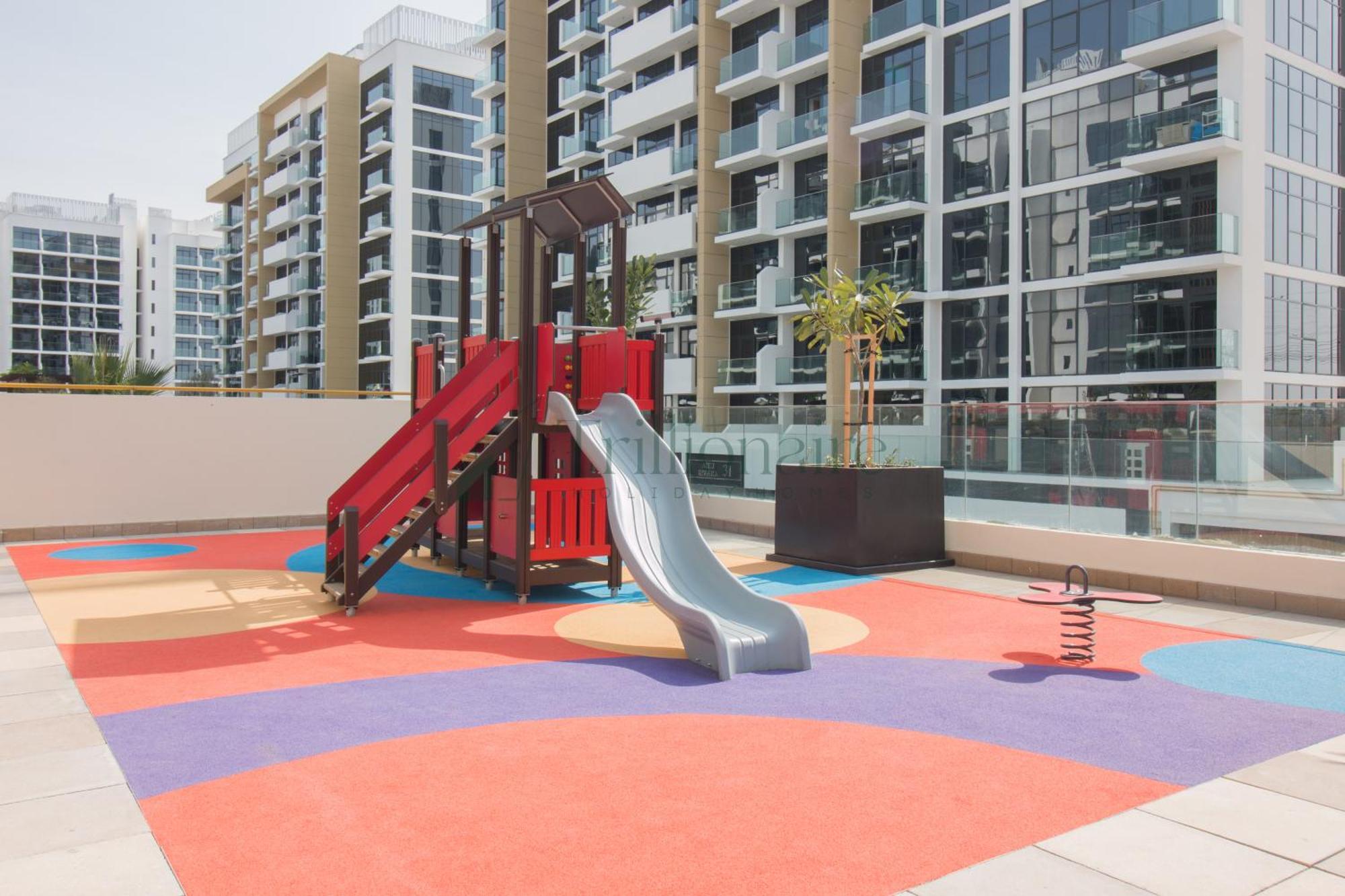 Apartment Trillionaire - Azizi Riviera: 10 Mins To Downtown Dubai