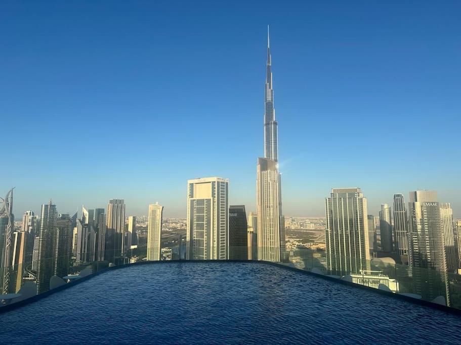 Paramount Tower -rooftop Infinty/burj Khalifa View Appartement