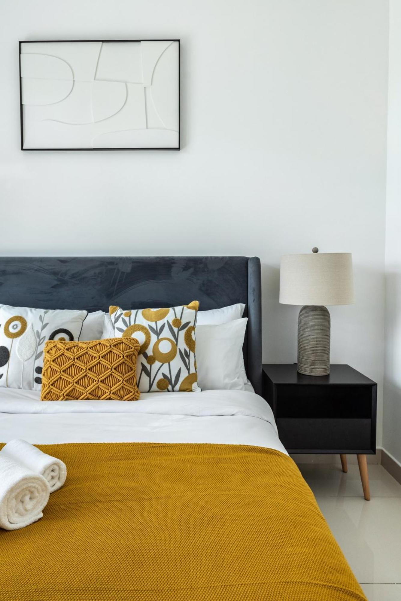 Lavish 2br With Charming Marina View Apartamento *