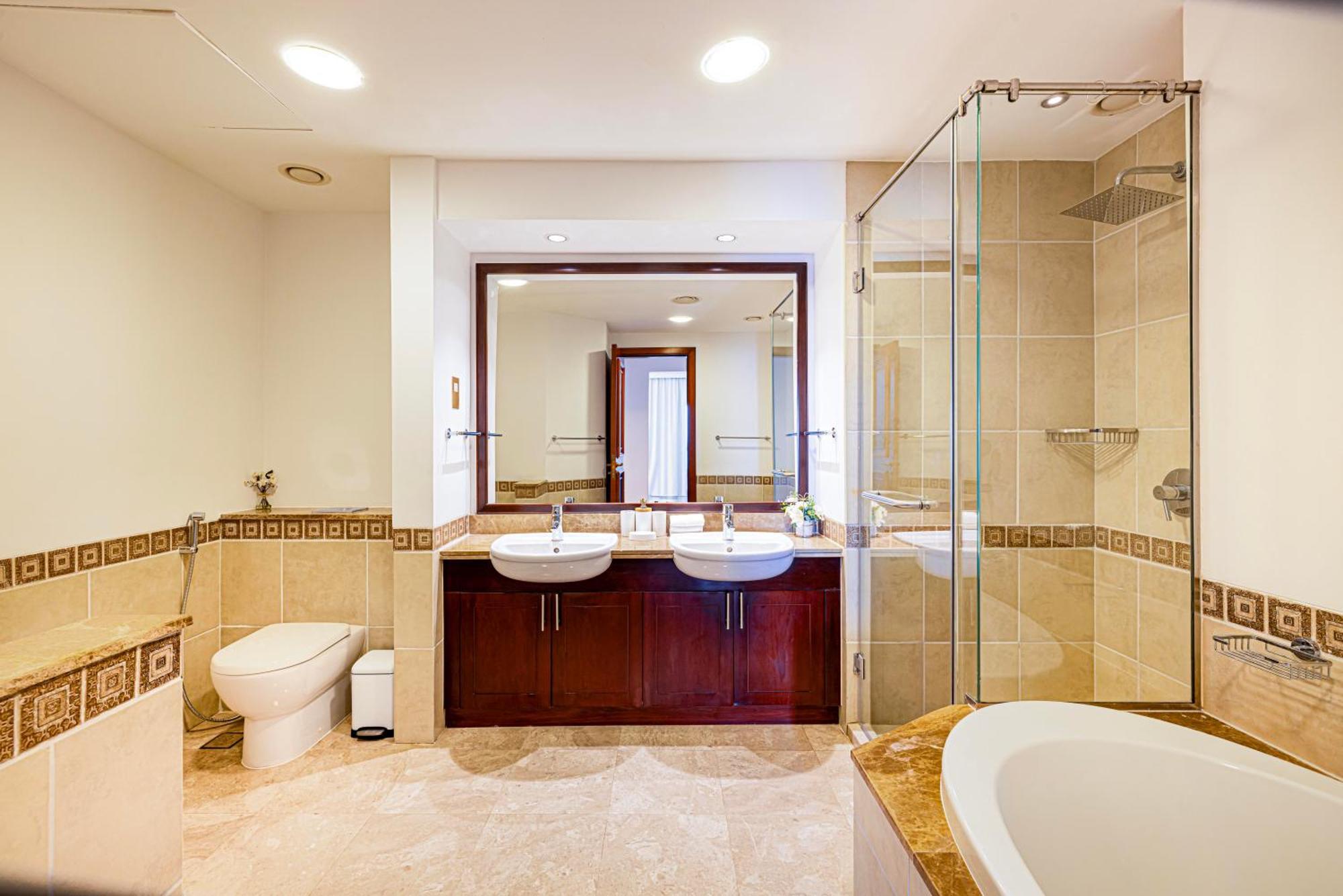 Fairmont North 2br Full Sea View Lejlighed Dubai