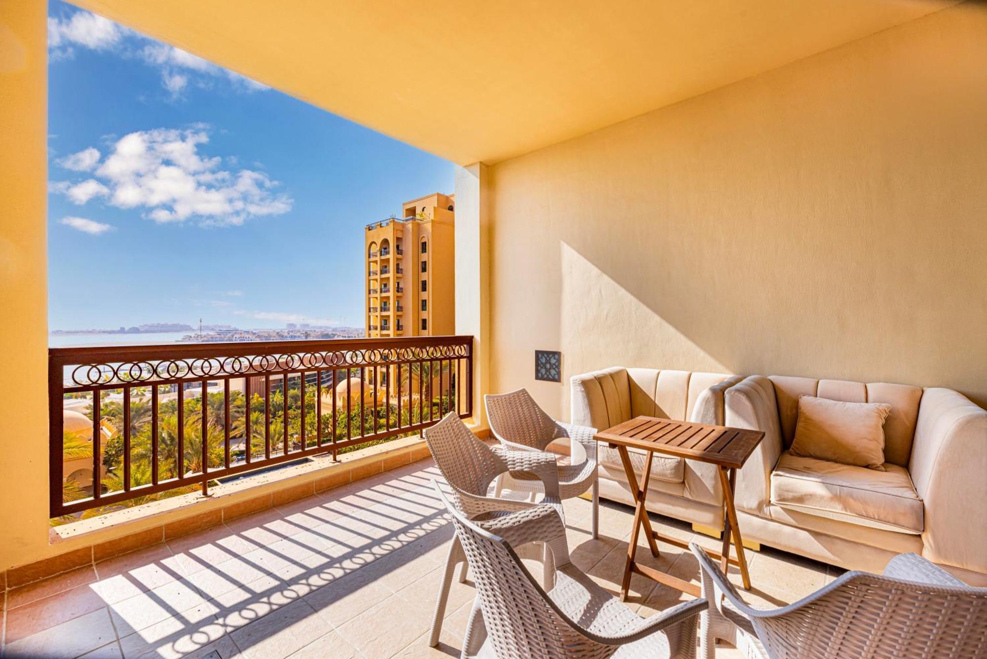 Fairmont North 2br Full Sea View Lejlighed *