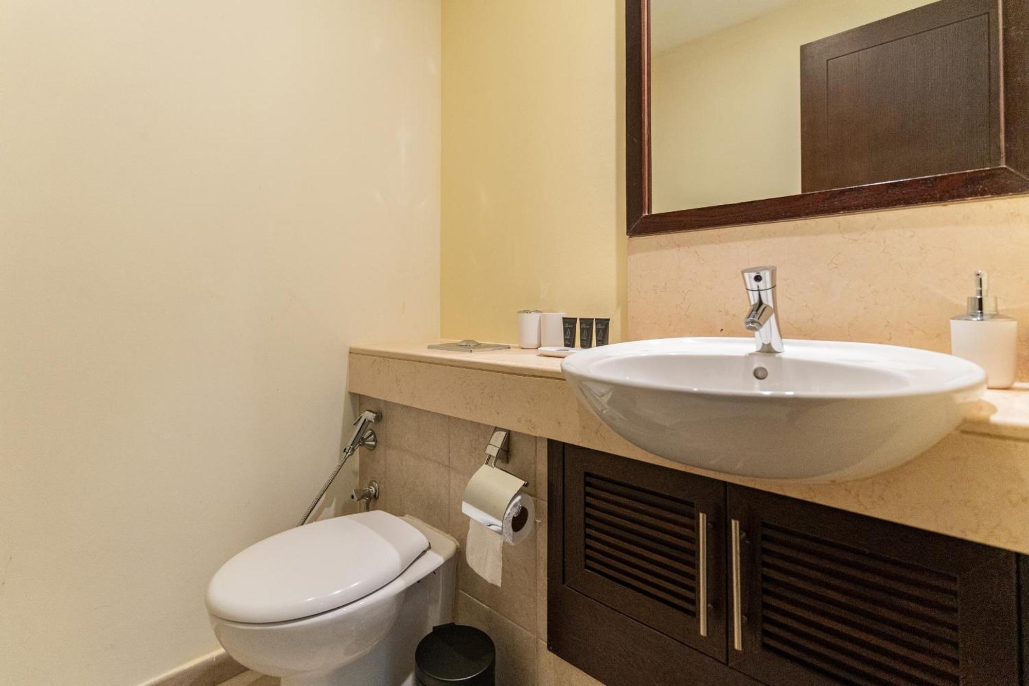 Appartamento 2br In The With Fireworks View,near Mall - Allsopp&allsopp *