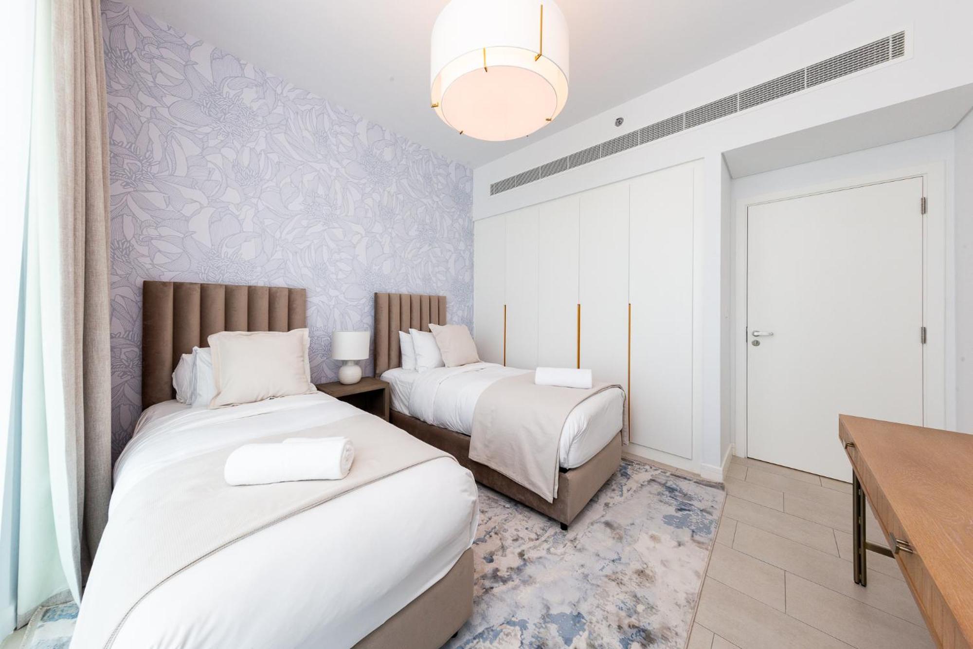 Appartement Remarkable 2br+storage In Jbr With Sea View *