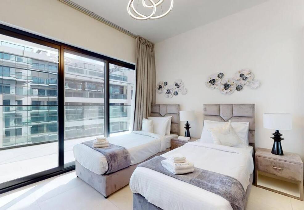 Luxury 3br Designer Retreat With Parking At Binghatti Creek Appartamento Dubai