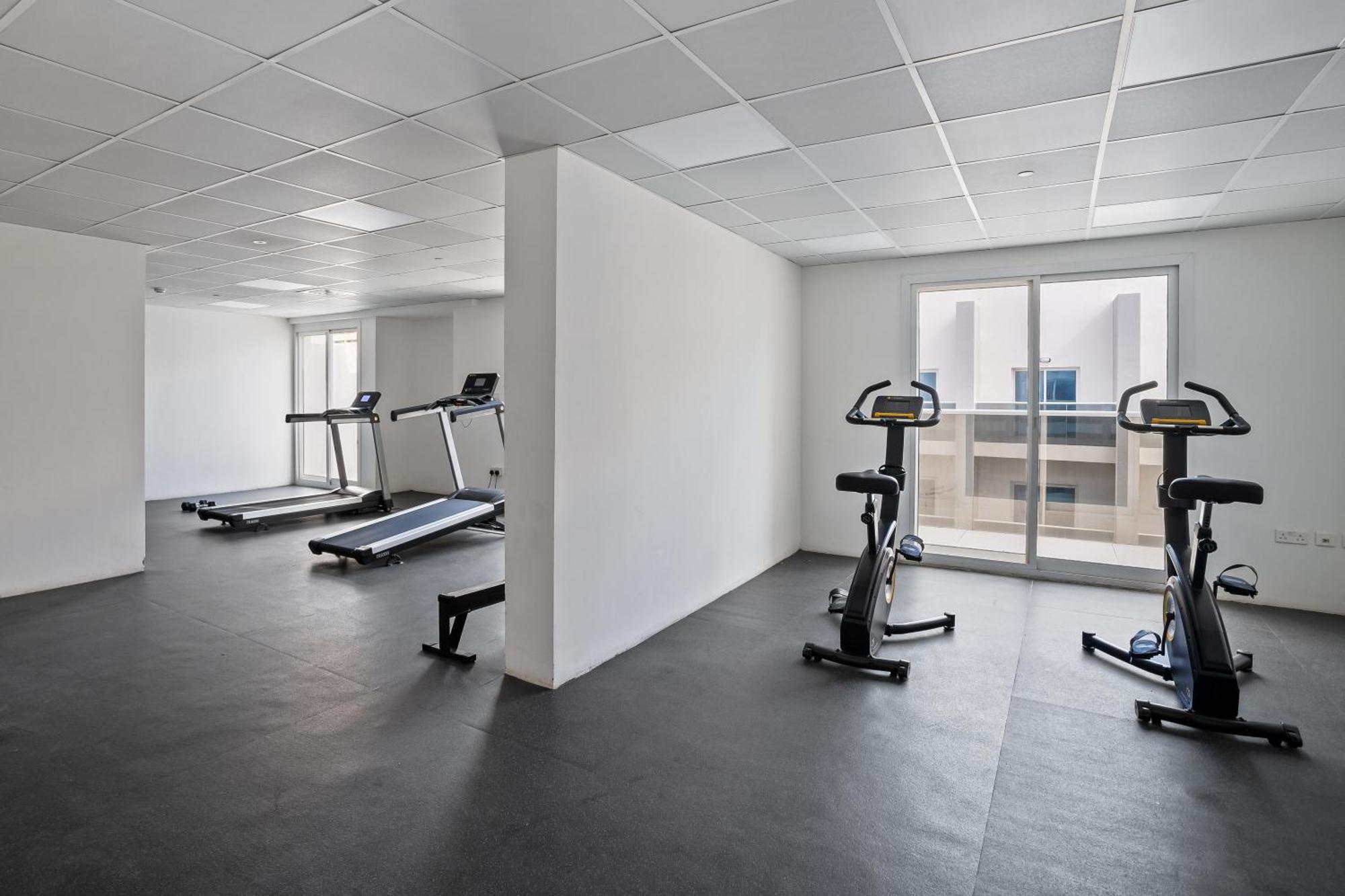 Apartment Spacious - Family Friendly Dubai